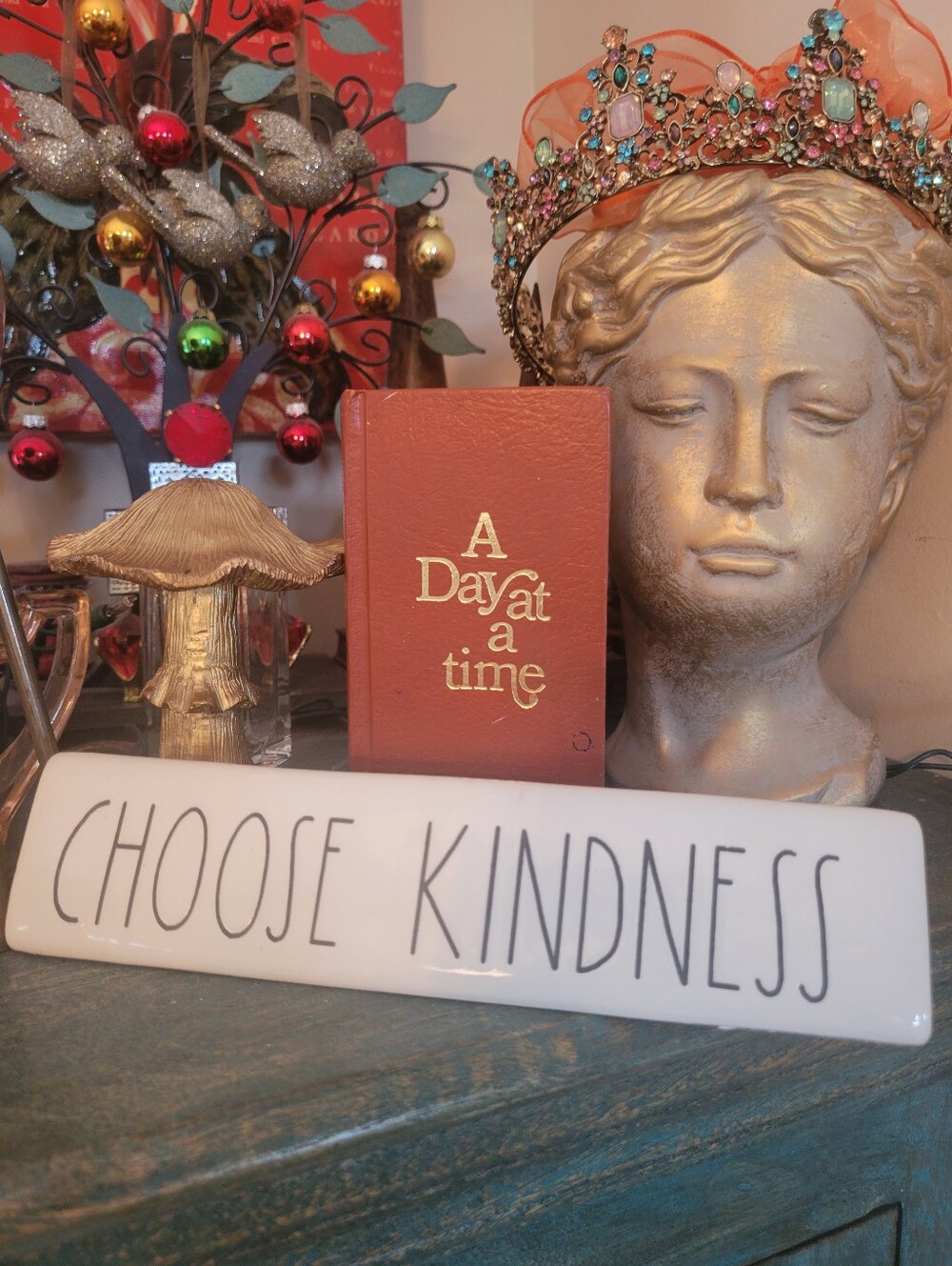 A Day at a Time Pocket Daily AA Recovery Reflection Mediation Guide Book 1976